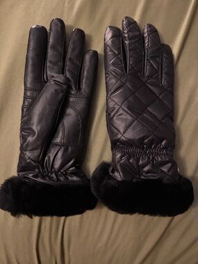 UGG- Black Quilted Leather Palm Faux-Fur Cuff Women's Winter Gloves